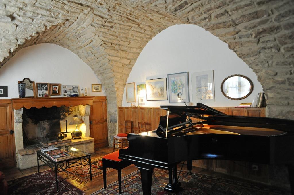 Bed and Breakfast Bed And Art Кальвисон Экстерьер фото